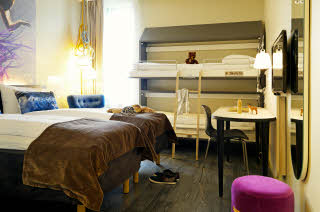 Copyright: Interior photographs of Scandic Hotels Dobbeltseng og køyeseng i Family Standard Plus, Scandic Fornebu